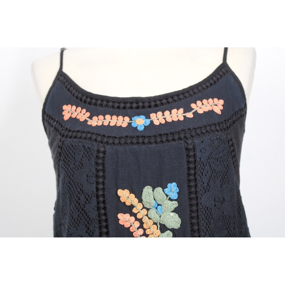 Meadow Rue Anthropologie M Black Floral Embroidered Lace Trim Tank Top - Picture 2 of 9